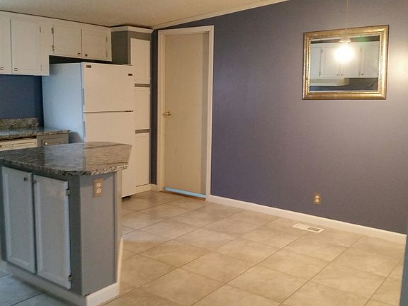 DINING AREA OF KITCHEN