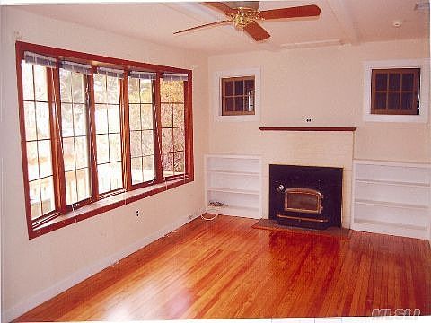 2nd image of 265 Grant Ave