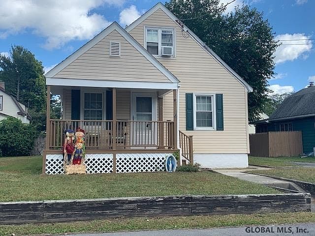 1st image of 15 Lyric Ave