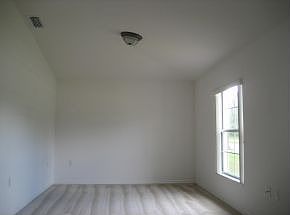 5th image of 661 Marion Oaks Trl
