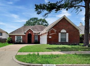 6119 Old Farmhouse Ln, Katy, TX 77449