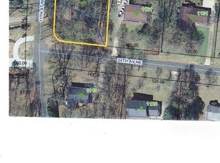 1230 24th Ave NE, Hickory, NC 28601