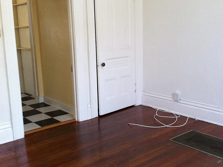 1215 W 30th St #2 — Photo 5