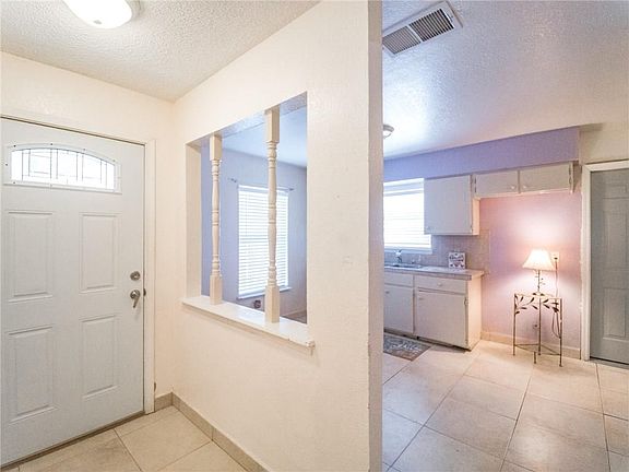 5th image of 2608 Lake George Pl