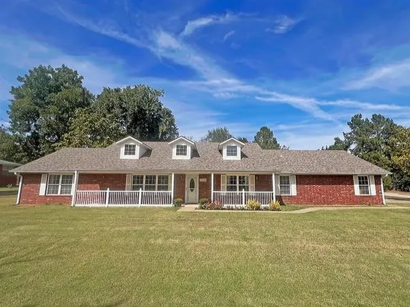1001 W Hinchley St, McLoud, OK 74851