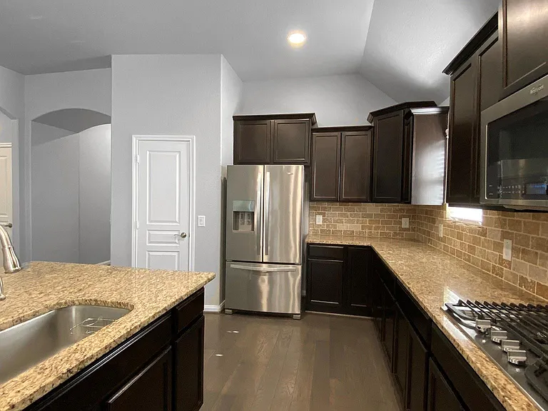 10 Pinestead Ct — Photo 16