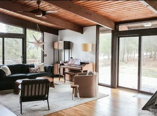 14076 Deep Hole Ln, Redding, CA 96003