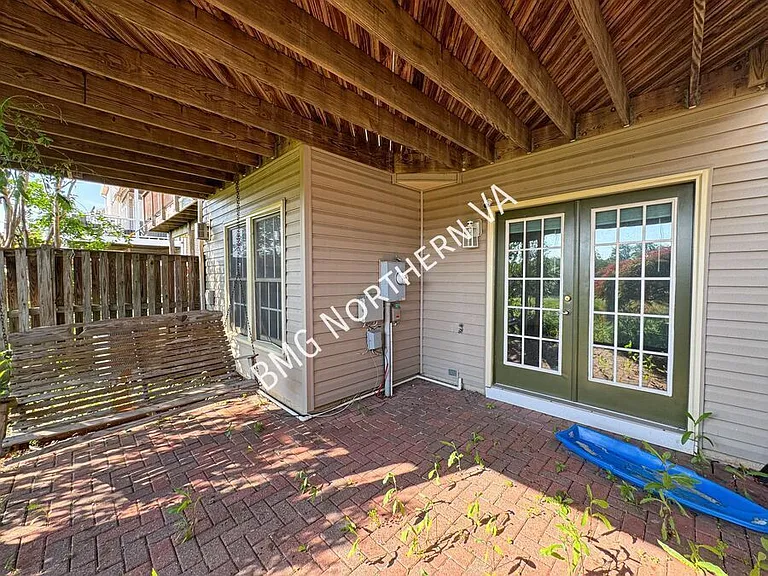 43003 Golf View Dr — Photo 36