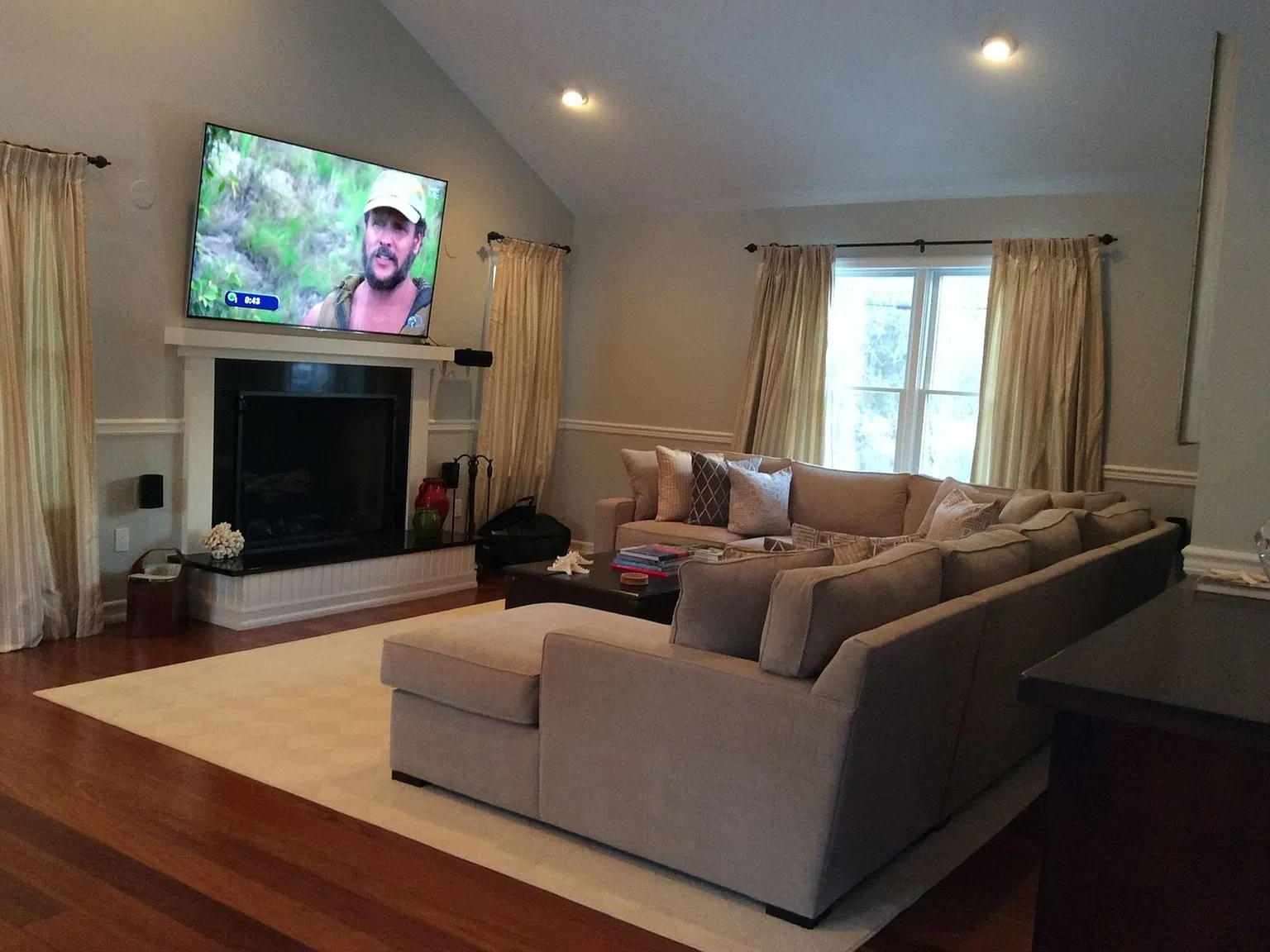 Enjoy this Traditional Home in a quite private setting! — Photo 4