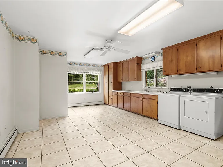 2177 Manchester Rd — Photo 24