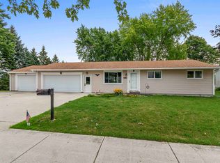 2420 Monroe St, New Holstein, WI 53061
