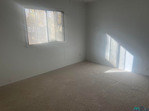 4th image of 1308 W Ray Ave