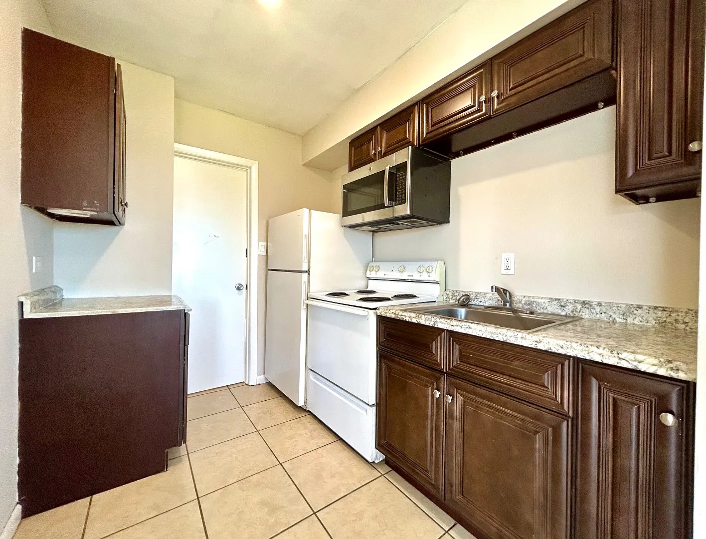 3706 N Scenic Hwy - 3706 N Scenic Hwy #3 — Photo 1