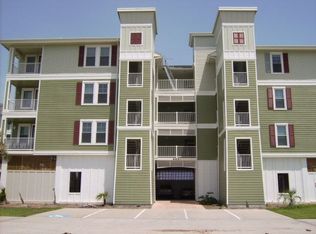 4231 Pointe West Dr UNIT 301, Galveston, TX 77554