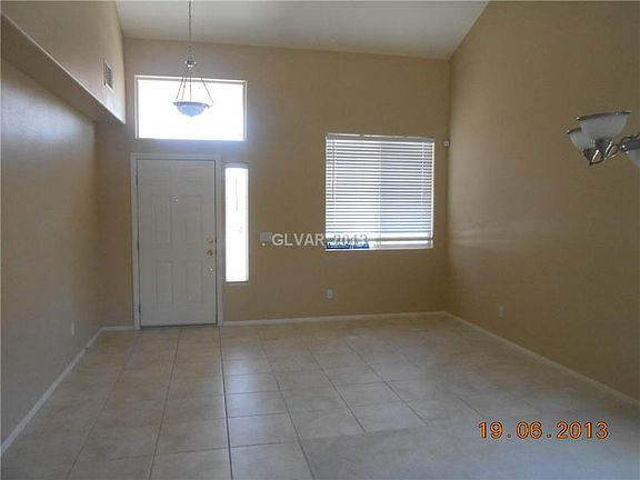 3rd image of 6211 Sereno Springs St