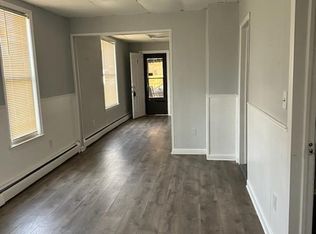 26 E Cicotte St, River Rouge, MI 48218