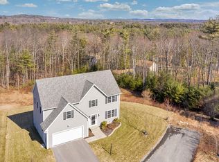 10 Brandywine Ln, Shirley, MA 01464
