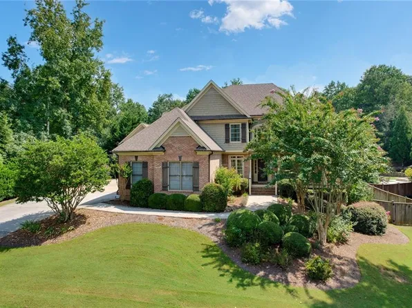 1046 Creek Side Dr, Canton, GA 30115