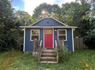 141 Huguenot Dr, Mastic Beach, NY 11951