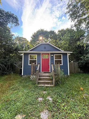 141 Huguenot Dr Photo 1