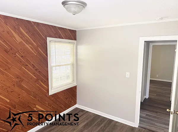 601 W Glendale St — Photo 36