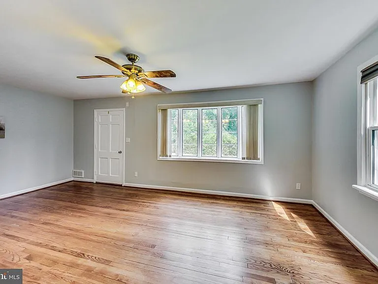 6641 Barrett Rd — Photo 6