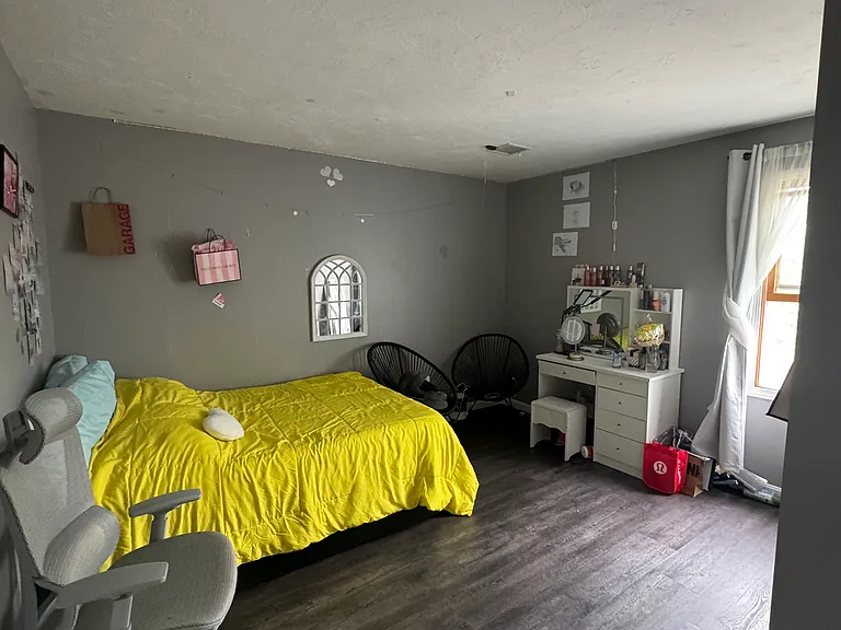 955 Pleasant St #13 — Photo 7