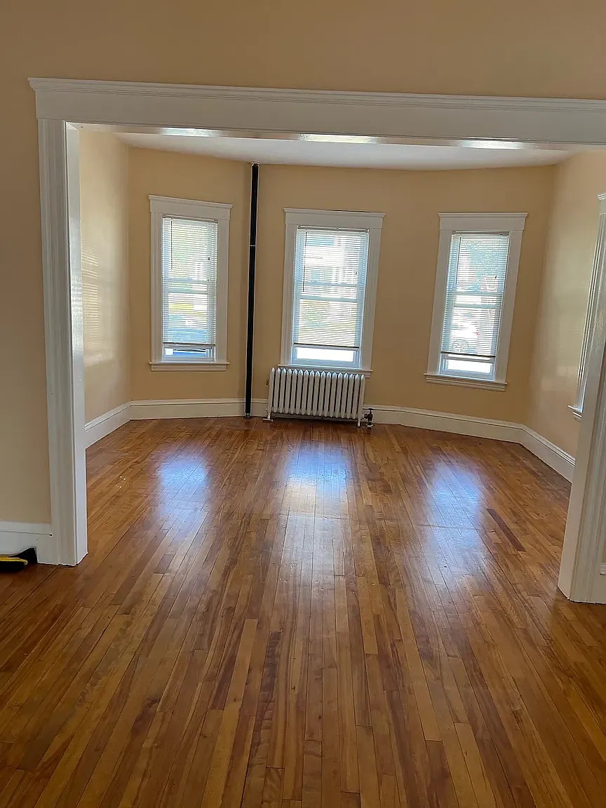 2 bed, 1200 sqft, $1,800 — Photo 3