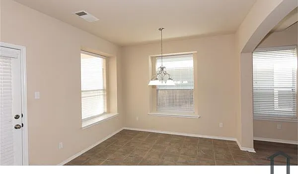 10509 Wylie Dr — Photo 5