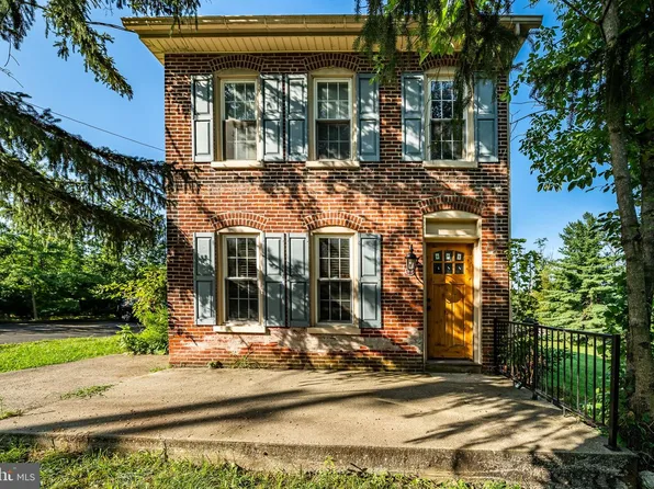 126 Pineford Rd, Pottstown, PA 19464