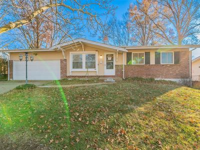 2560 Dukeland Dr, Saint Louis, MO, 63136