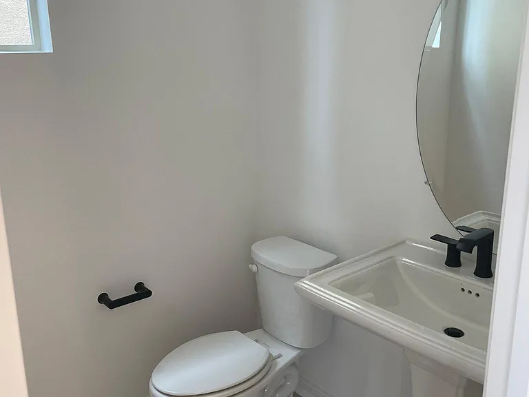 742 Longhorn Way — Photo 8