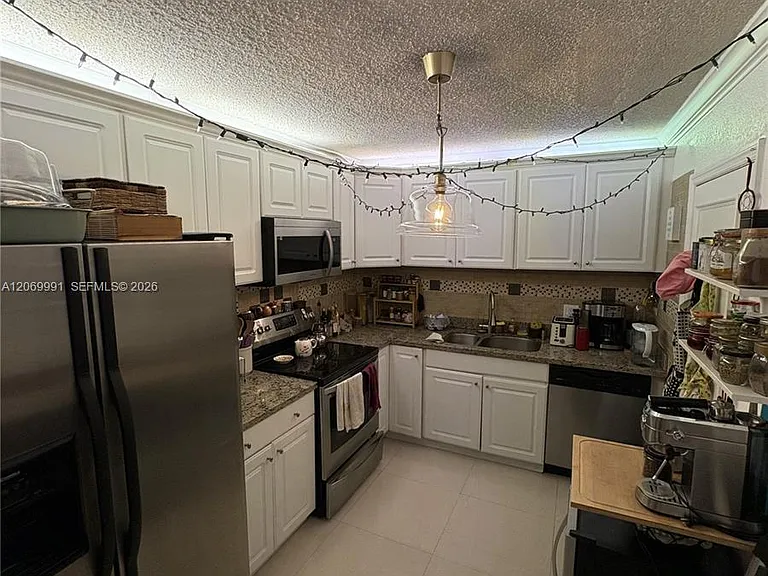 111 Golden Isles Dr #F2 — Photo 5