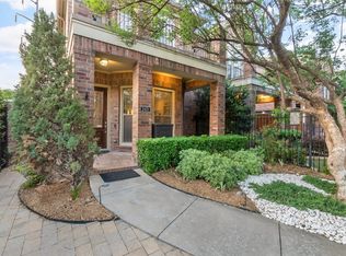 2401 Knight St, Dallas, TX 75219