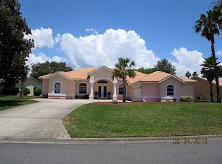 9456 Southern Belle Dr, Weeki Wachee, FL 34613