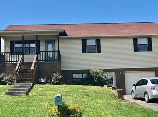 141 Cartwright Cir, Tazewell, TN 37879