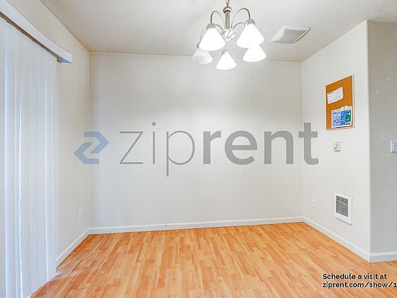 4th image of 2729 Rossiter Ln