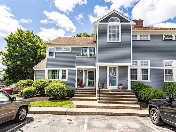 3rd image of 501 Auburn St APT 401