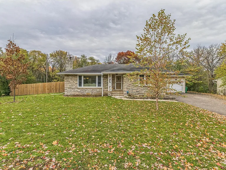 9201 Minnetonka Blvd — Photo 1