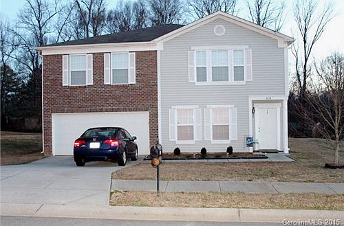 1st image of 3118 Pikes Peak Dr