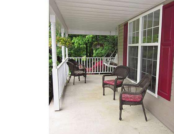 3rd image of 132 Owenwood Dr