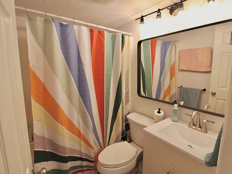 1380 Hunters Rd #I — Photo 14