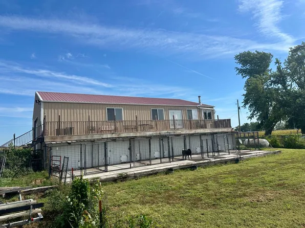 309 McGinn Lake Orchard Bnd, Columbus, NE 68601