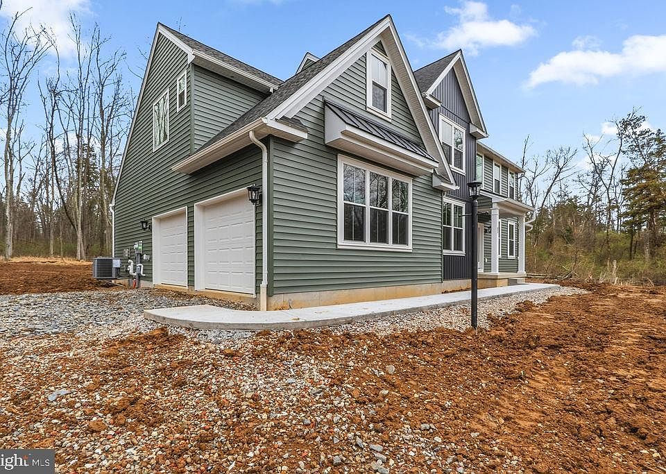 1st image of 69 Ruth Ave