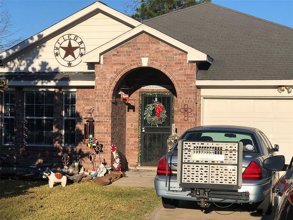 1st image of 13964 Buckskin Dr