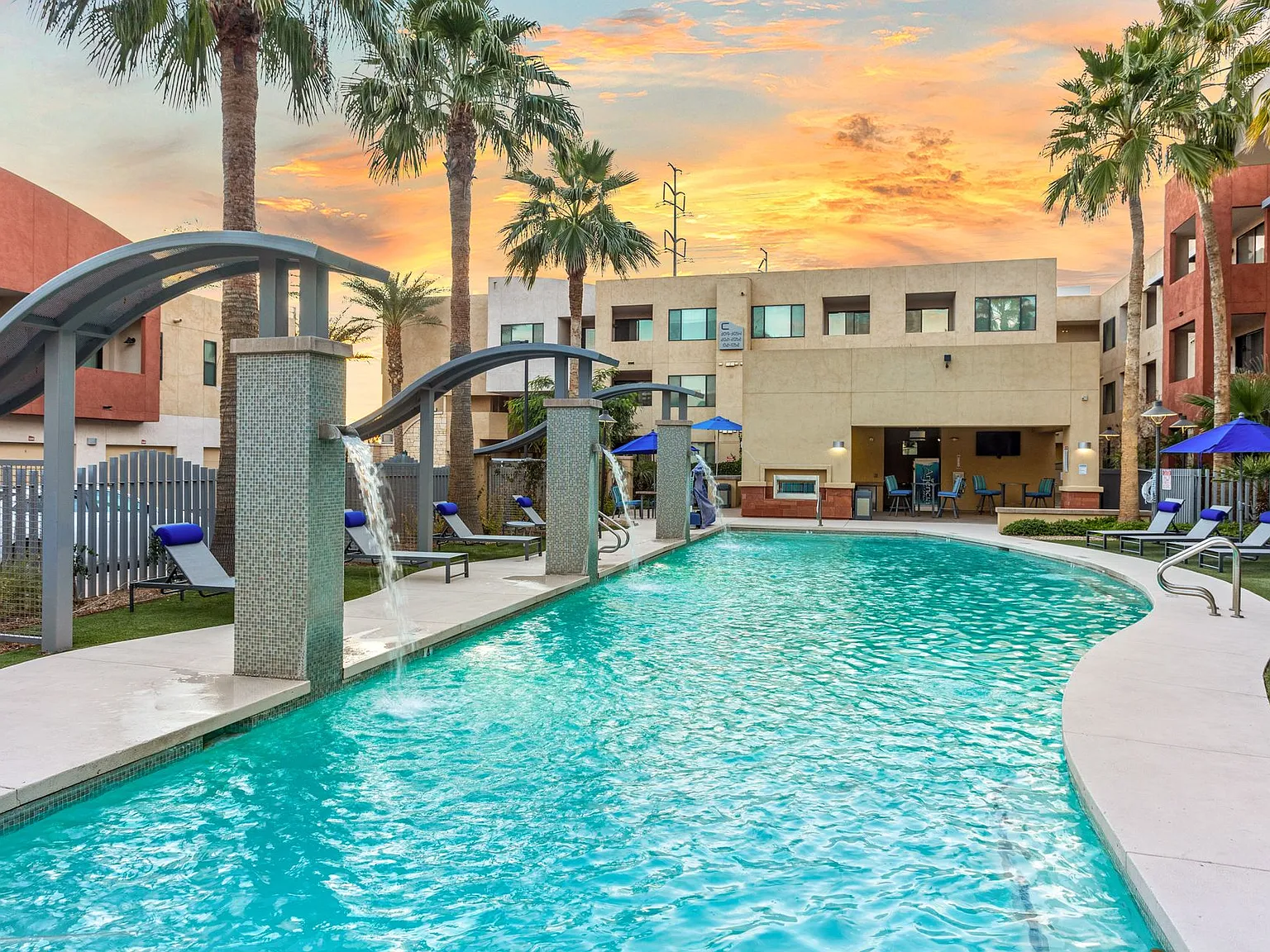 Las Aguas Apartments — Photo 3