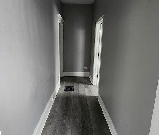 3rd image of 753 Woodlawn Ave #Sfh