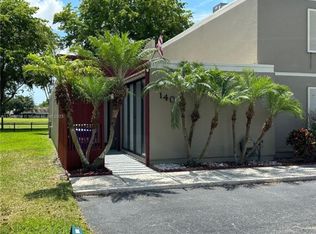 1401 W Fairway Rd #1401, Hollywood, FL 33026