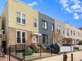 157 14th St, Brooklyn, NY 11215