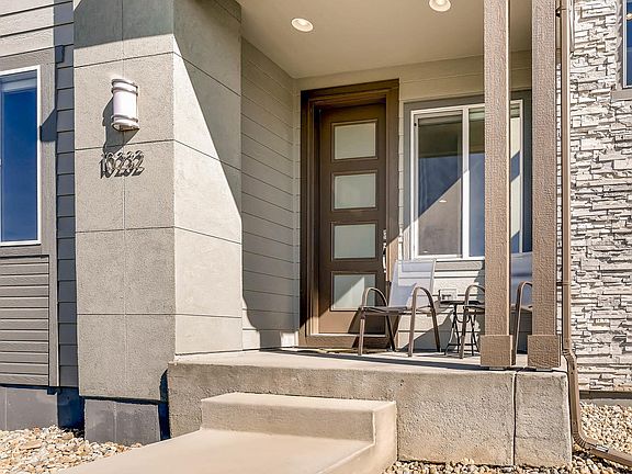 3rd image of 10232 Southlawn Cir